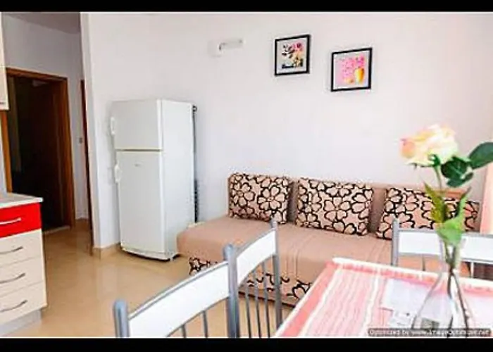 Apartments Ljuba
